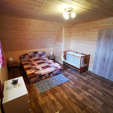 Chata Baska Na Liptove S Vlastnym Dvorom Liptovský Mikuláš Exterior foto