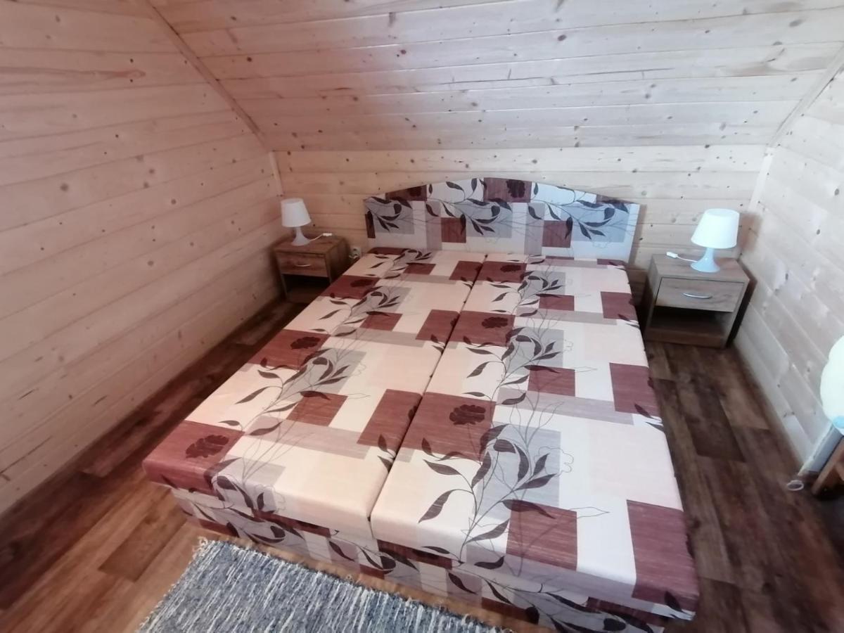 Chata Baska Na Liptove S Vlastnym Dvorom Liptovský Mikuláš Exterior foto